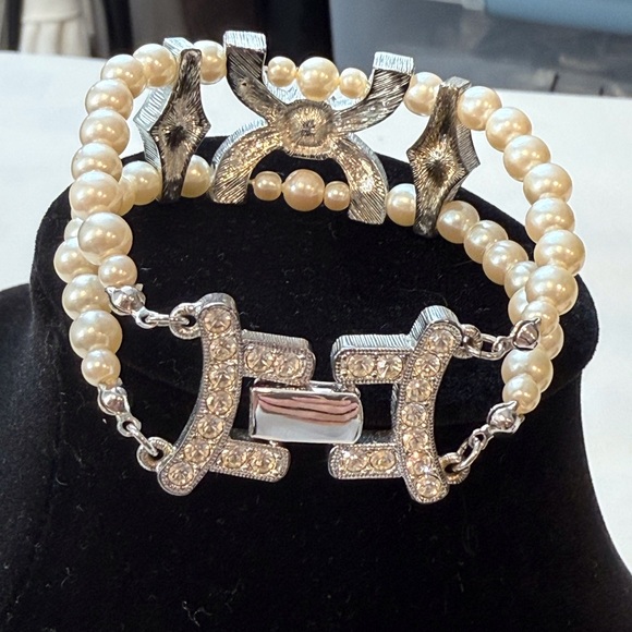 Vintage 2 Strand faux pearl blue rhinestone bracelet - Picture 5 of 16